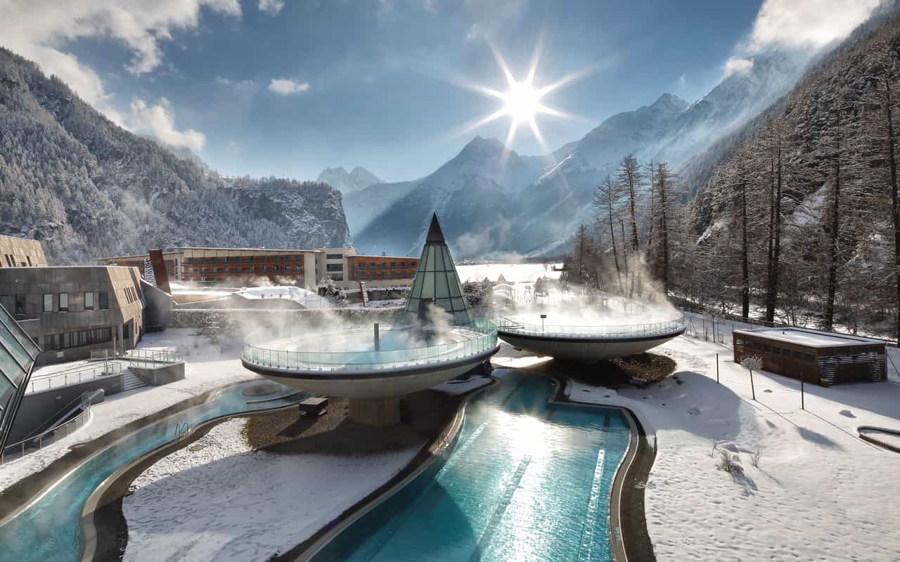 AquaDome outdoor area