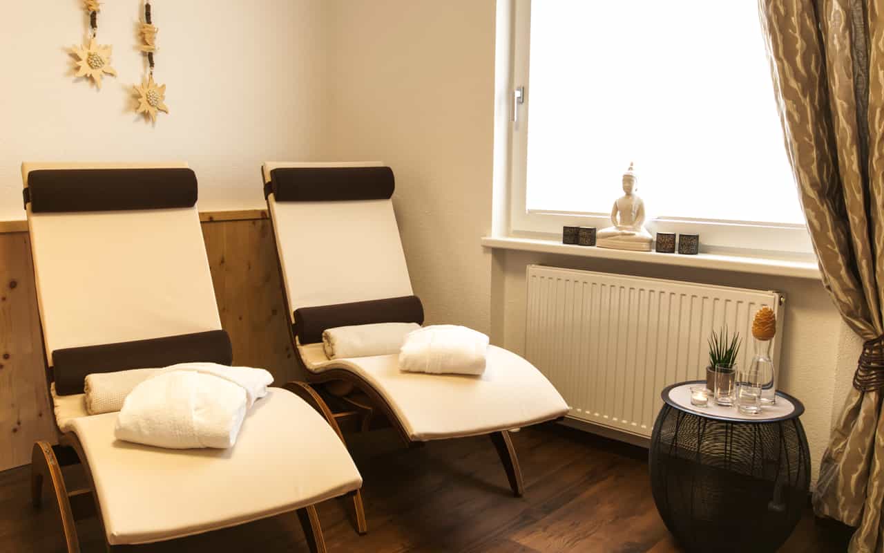 Apartment 1 relax lounger