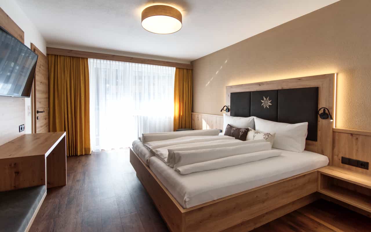 Apartment 3 bedroom 2